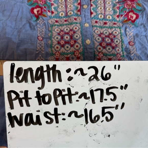 Johnny Was 3J Workshop Polly Button Back Embroidered Long Sleeve Size XS - Picture 8 of 8